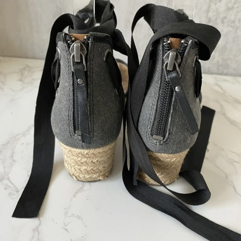 UGG Amell Canvas Sandals Sz 9 Grey‎ Black Ankle Tie Espadrilles Cork